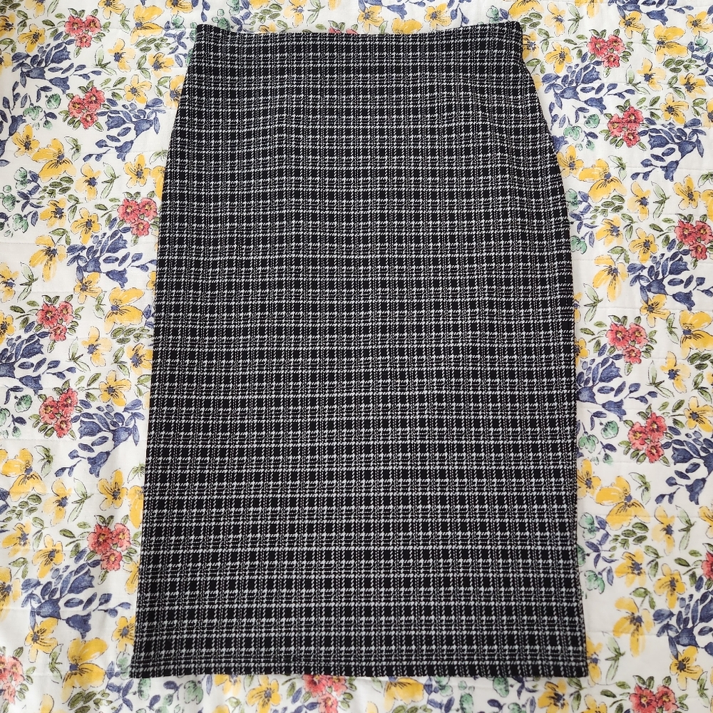 Modcloth Houndstouch Pencil Skirt Small